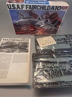 Vintage U.S.A.F Fairchild A-10 Model Kit US Air Force Fighter Plane New In Box